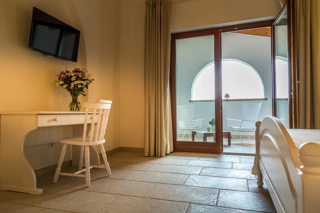 Masseria Martellotta Palagianello Oda fotoğraf